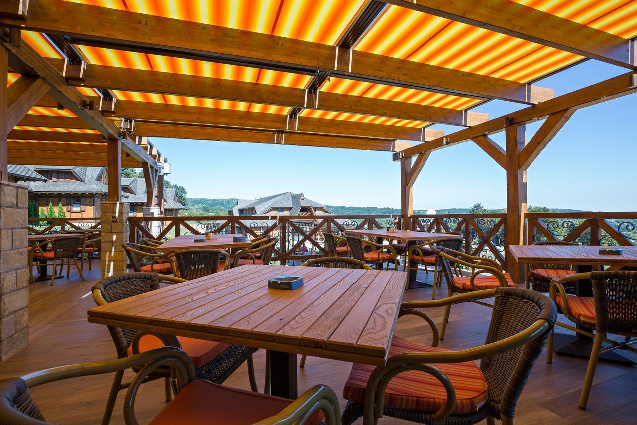 Etno Naselje Vrdnicka Kula Bed & Breakfast เวิร์ดนิค ภายนอก รูปภาพ